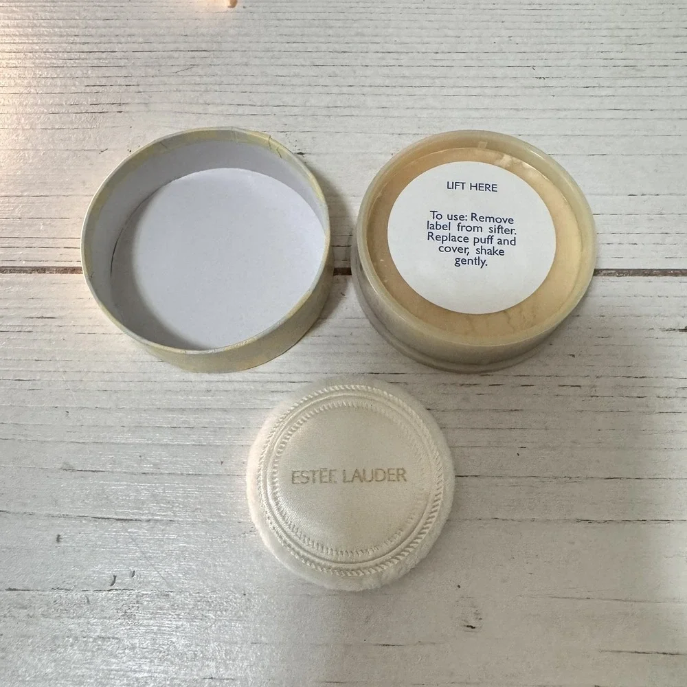 Estée‎ Lauder Lucidity Translucent Powder .2oz/6gm Travel Case Mirror Sharpener